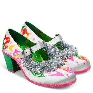 Hot Chocolate Design President of the Christmas Decorating Committee size 41